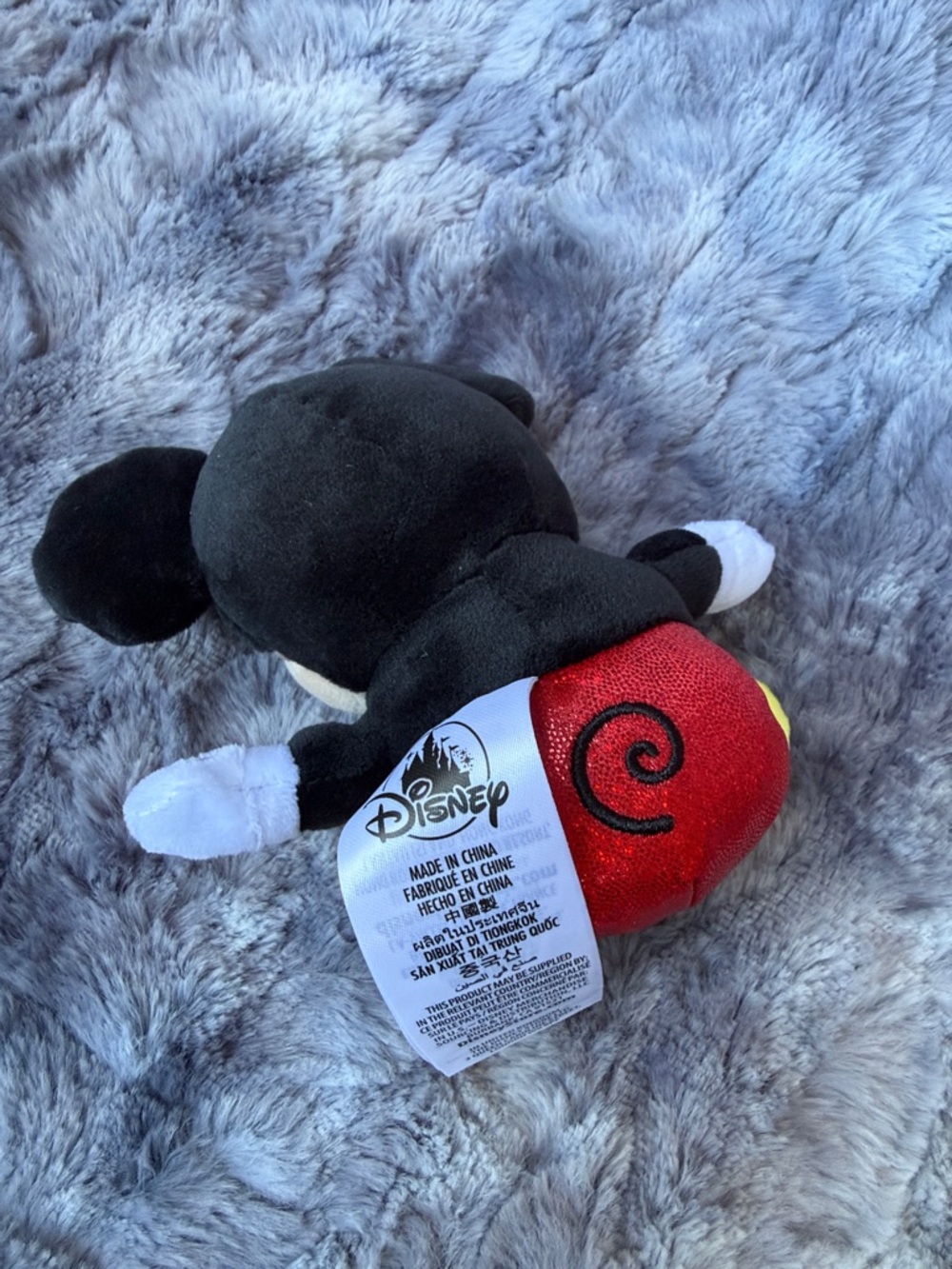 Disney Wishables Shimmer Mickey Mouse Plush - Picture 6 of 8